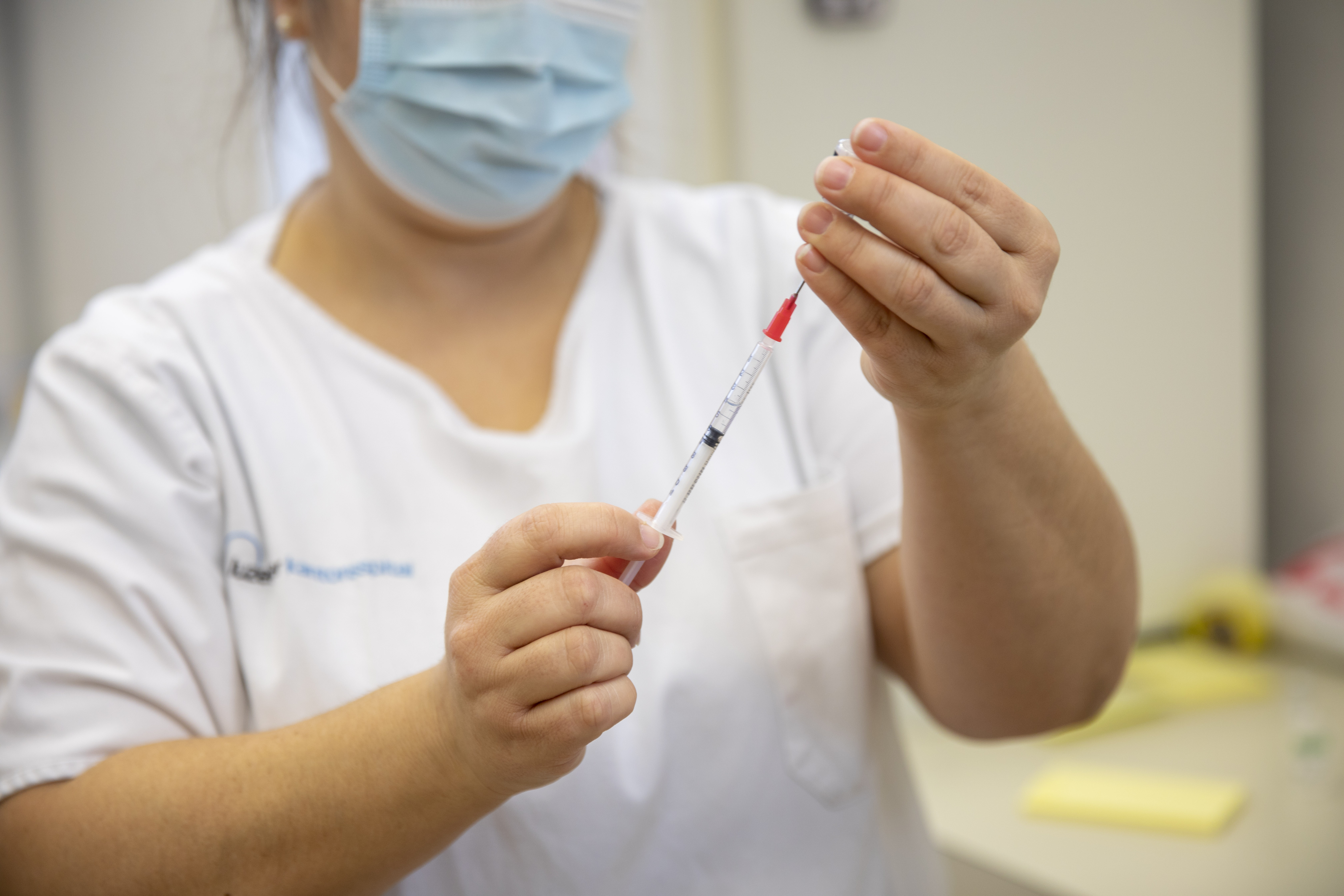 luks verabreicht vektor impfstoff von johnson johnson luzerner kantonsspital