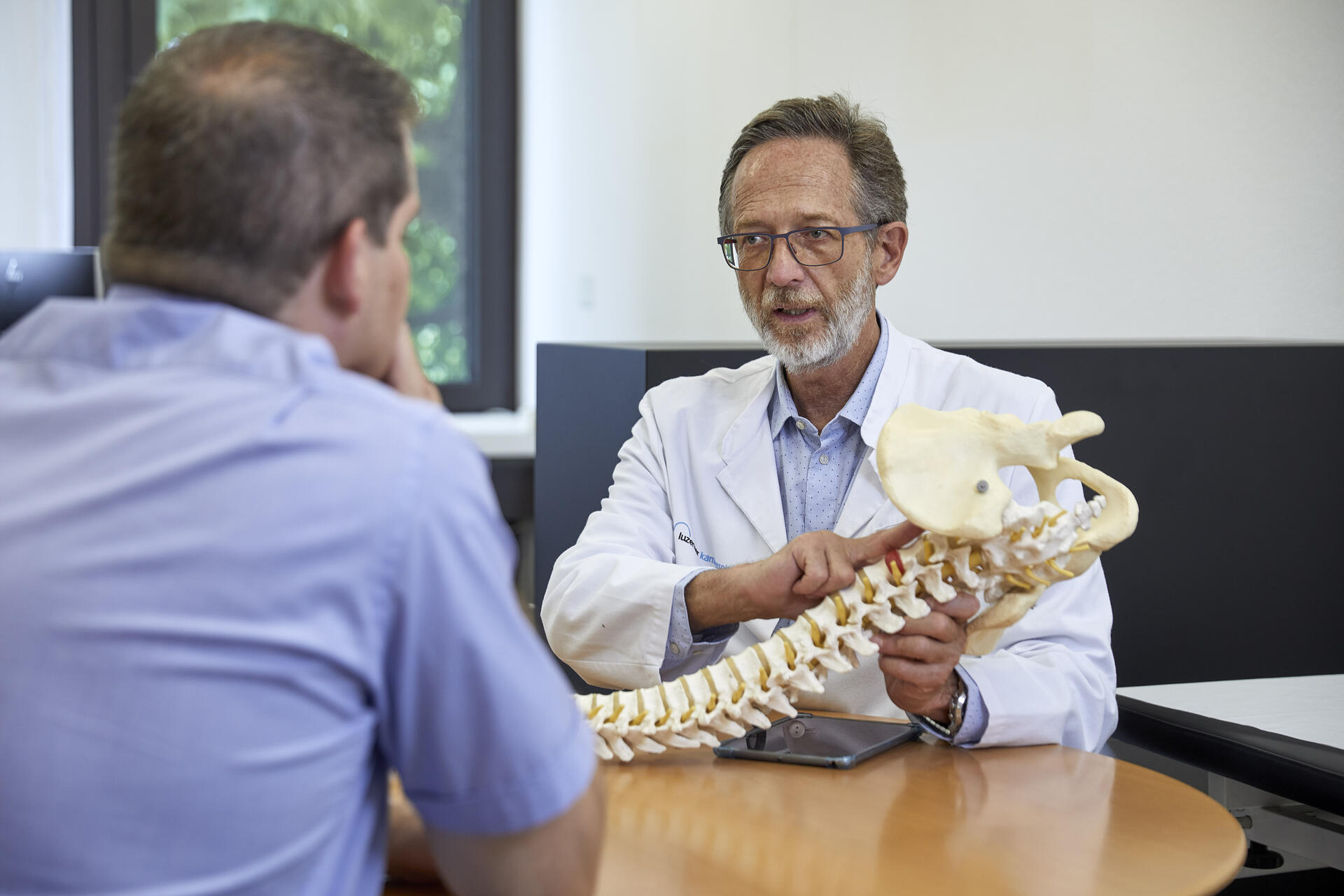 baur-wirbelsaeulenchirurgie-ga-h-