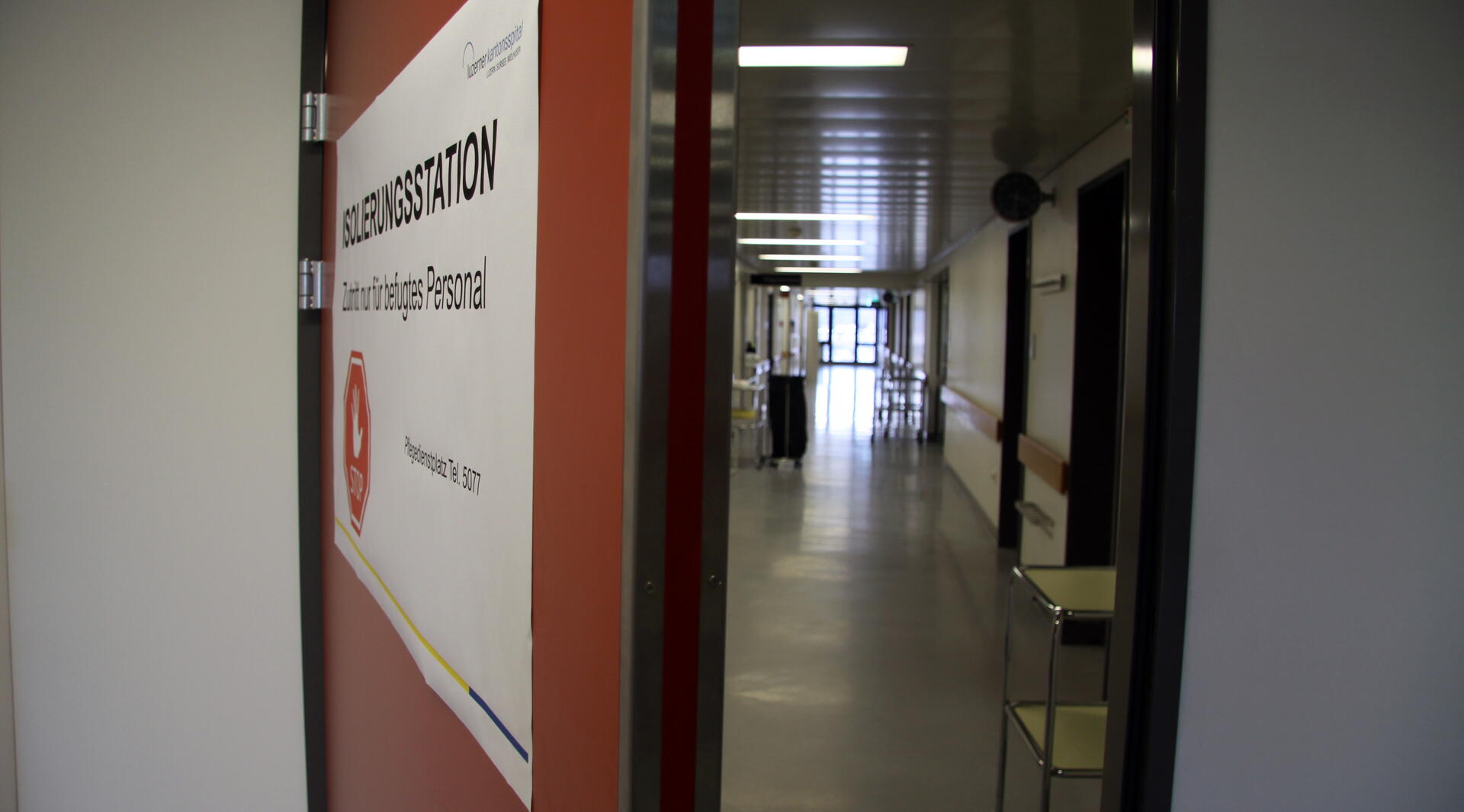 Eingang zur Isolierungsstation