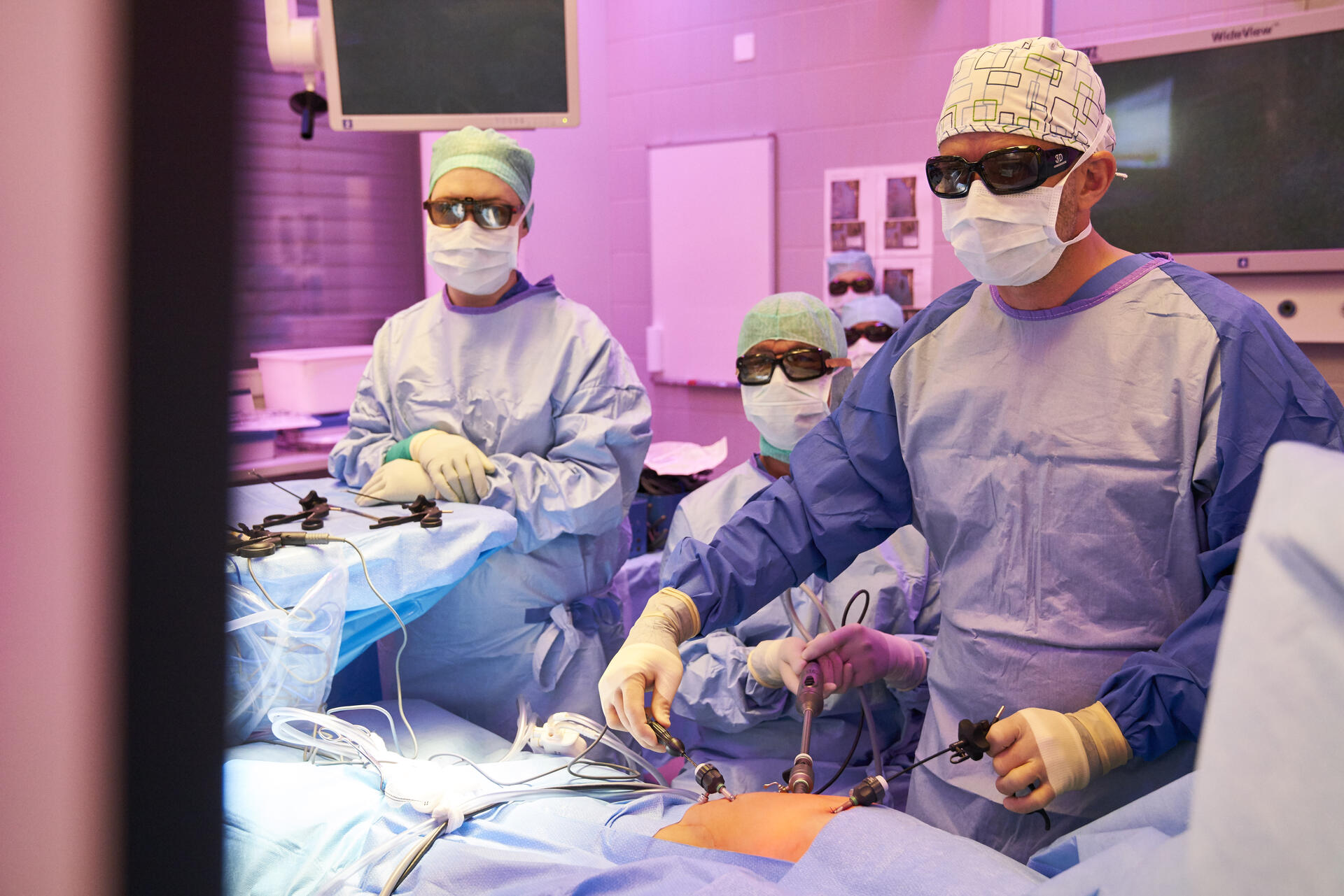 news szavay d operation kinderspital