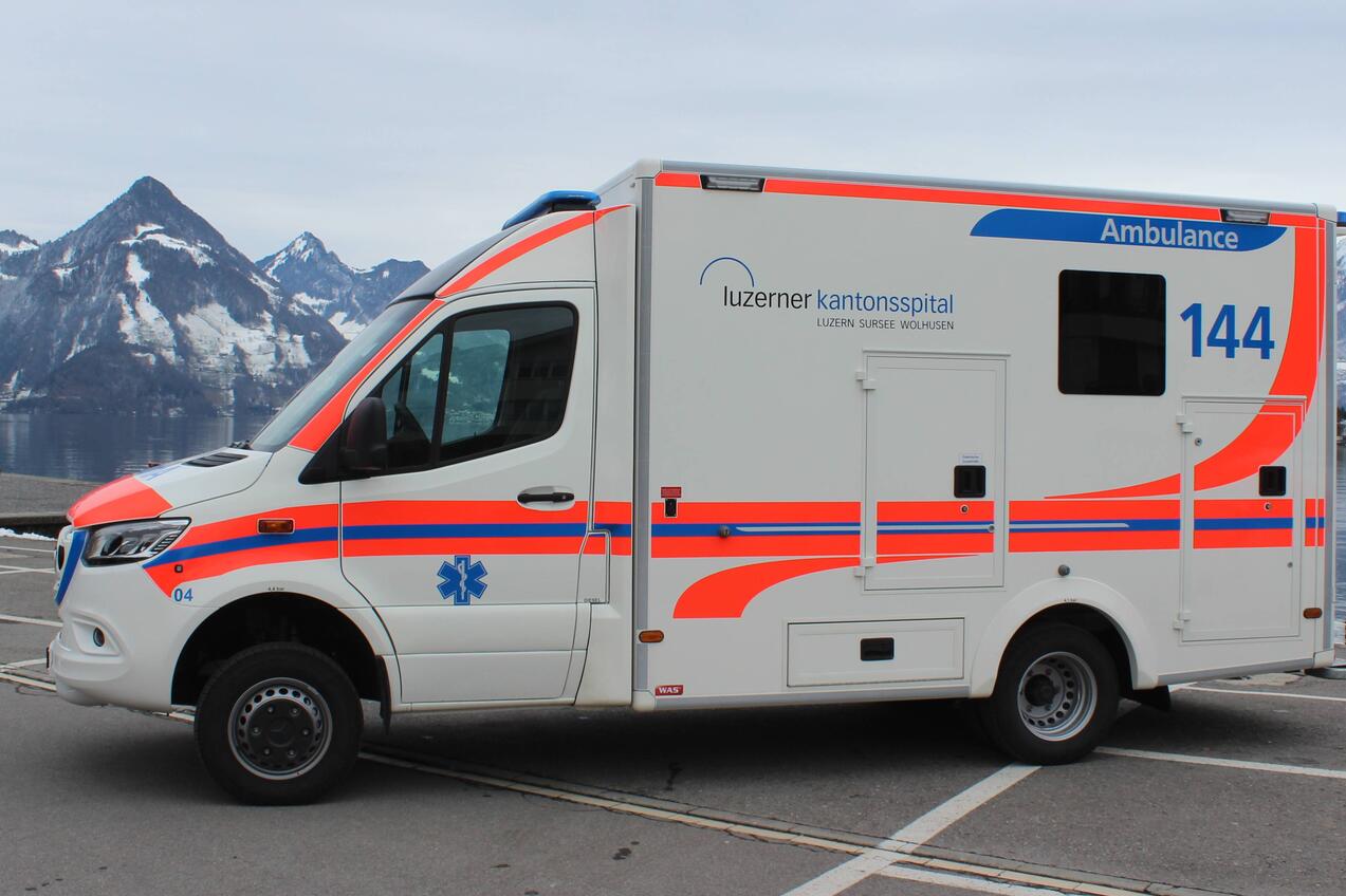 Neues Ambulanzfahrzeug Luzern