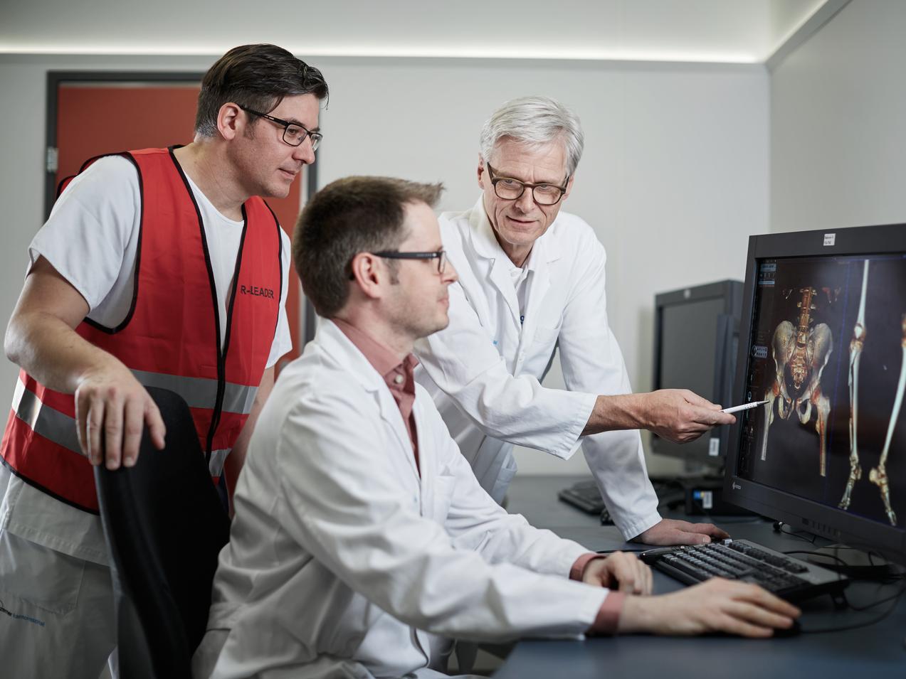 befund radiologie ct reto babst henning fischer juergen fornaro jahresbericht quer befund radiologie ct reto babst henning fischer juergen fornaro jahresbericht quer